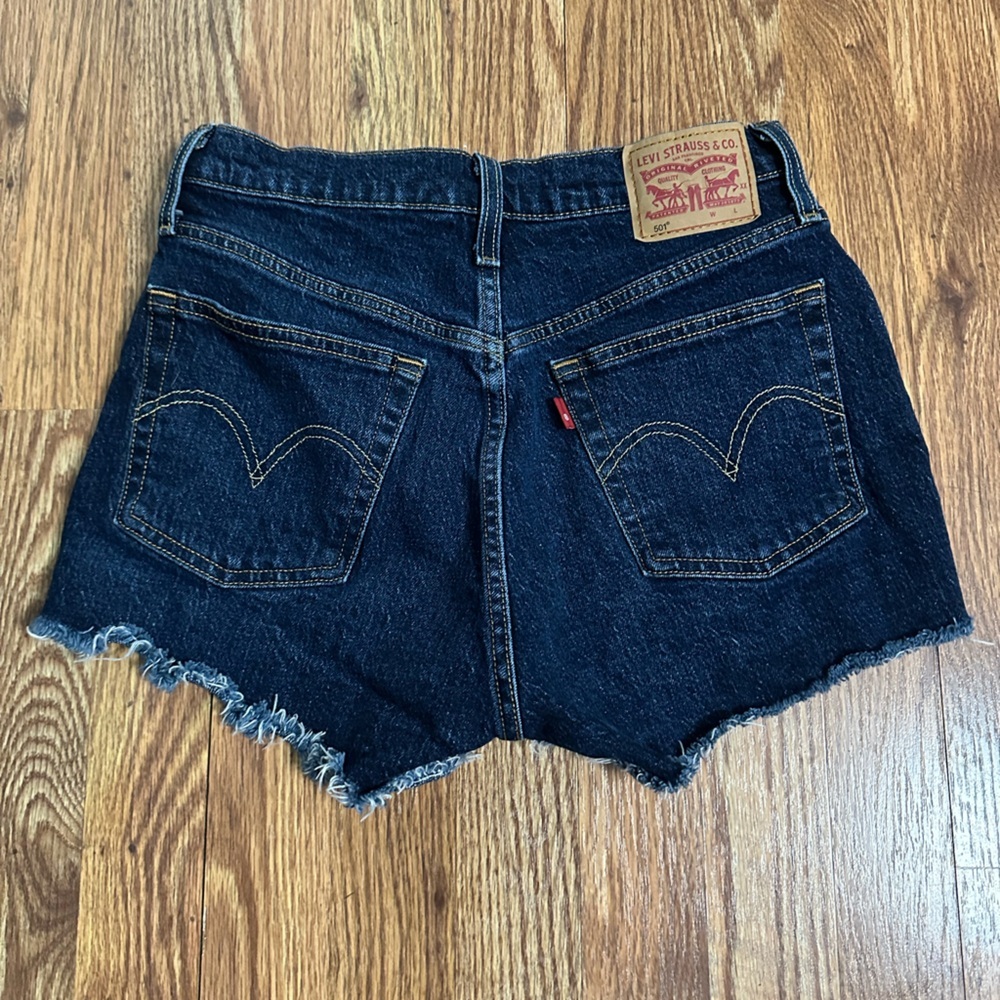 Levi’s 501 W27 Dark Wash High Rise Button Fly
